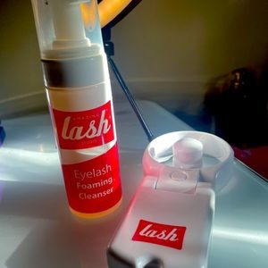 Amazing Lash Cleanser and fan